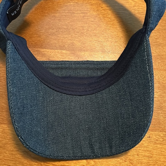 Marcus Adler rhinestone visor like new. DENIM STYLE One size fits most - Picture 5 of 5